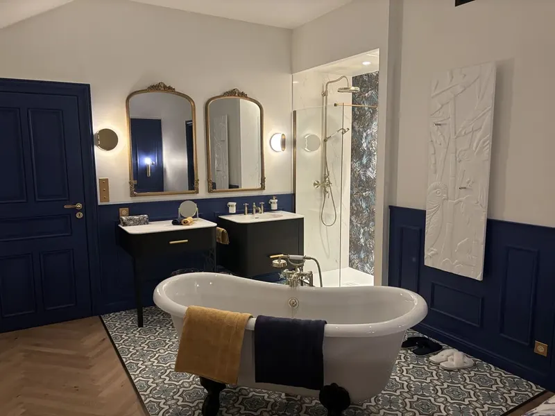 Les Écuries de Rigny à Nancy — Spa Hotspring et piscine miroir privée à Nancy