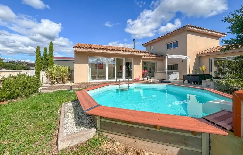 Villa Masadrim — Jacuzzi et piscine aux portes d’Uzès à Serviers-et-Labaume