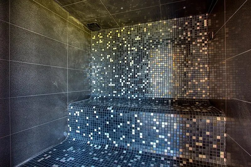 Plaisir d’Eymet — lodge noir et or avec piscine, spa, sauna et hammam privés à Eymet