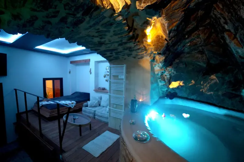 Le Ginkgo à Collioure — Appartement de 90 m² avec spa troglodyte près de la plage à Collioure