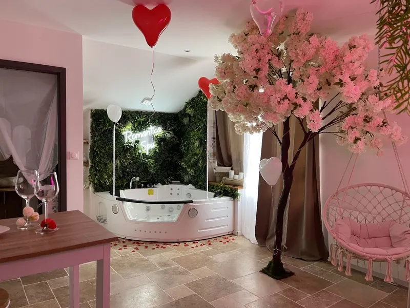Romantica Spa à Saint-Dié-des-Vosges — Balnéo et décor romano-végétal à Saint-Dié-des-Vosges