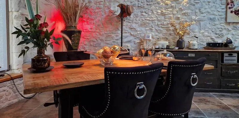 Demeure de la Baronne - L'Atelier du Marquis à Vézénobres