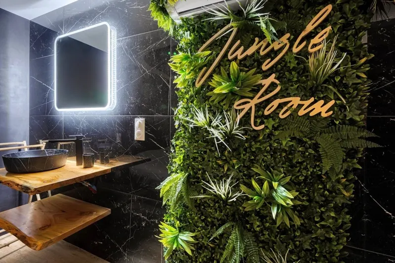 JUNGLE ROOM à Toulouse