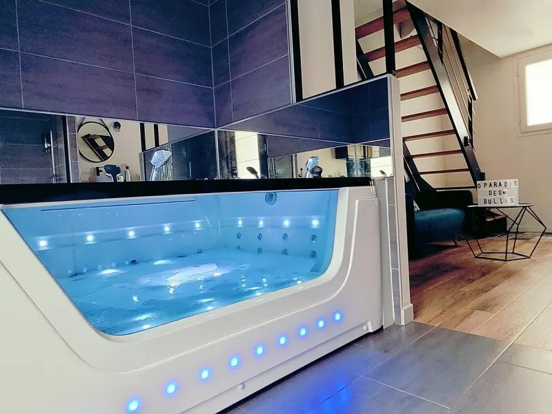 Ô Paradis des Bulles à La Chapelle-Rablais — duplex 3 étoiles avec balnéothérapie privative à La Chapelle-Rablais