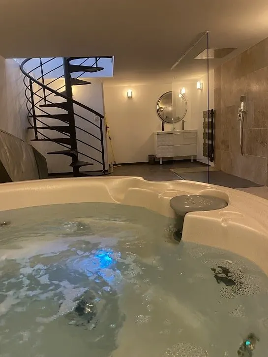 Mieux qu’à l’Hôtel – 4 love rooms à Bordeaux à Bordeaux
