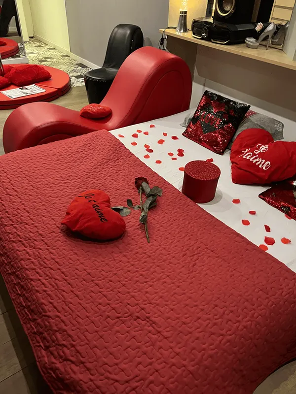 Spa by Elle et Lui à Mouscron — Red Spa ou Blue Spa privatif à Mouscron
