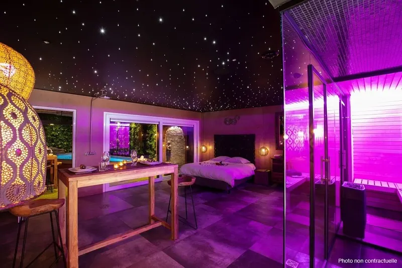 Secret Garden à Liège — piscine intérieure, jacuzzi, sauna et hammam privatifs à Liège