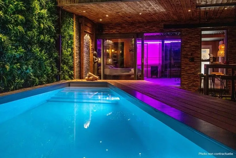 Secret Garden à Liège — piscine intérieure, jacuzzi, sauna et hammam privatifs à Liège
