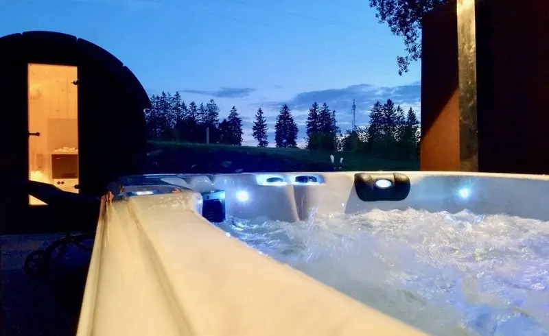 Oduo Nature à Sart-lez-Spa — loft de 140 m² avec jacuzzi couvert et sauna baril à Sart-lez-Spa