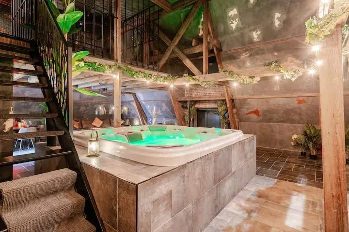 Suite EXTASE à Manage — 150 m², Jacuzzi XXL, billard et jeux privatifs à Manage