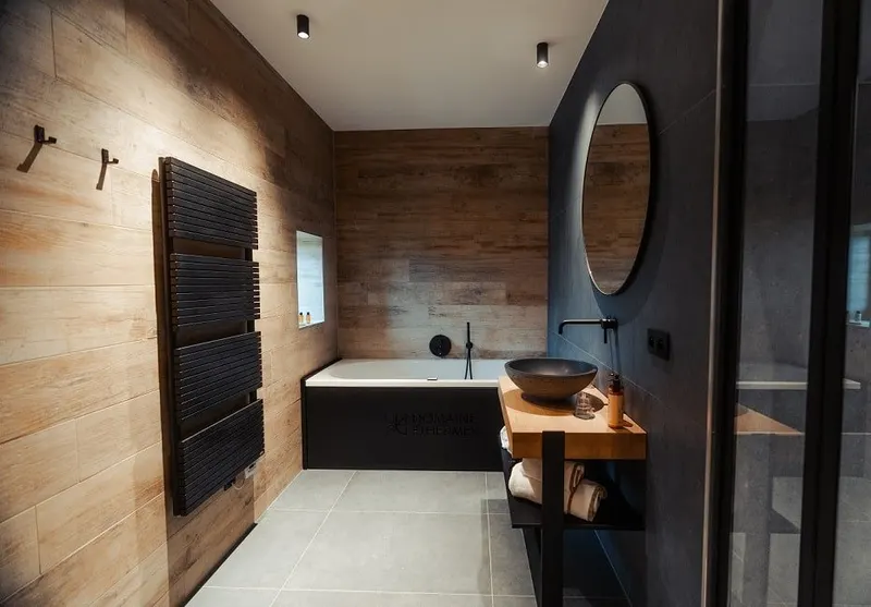 Suite Lodge au Domaine des Thermes d’Awans — Balnéo et wellness à Awans