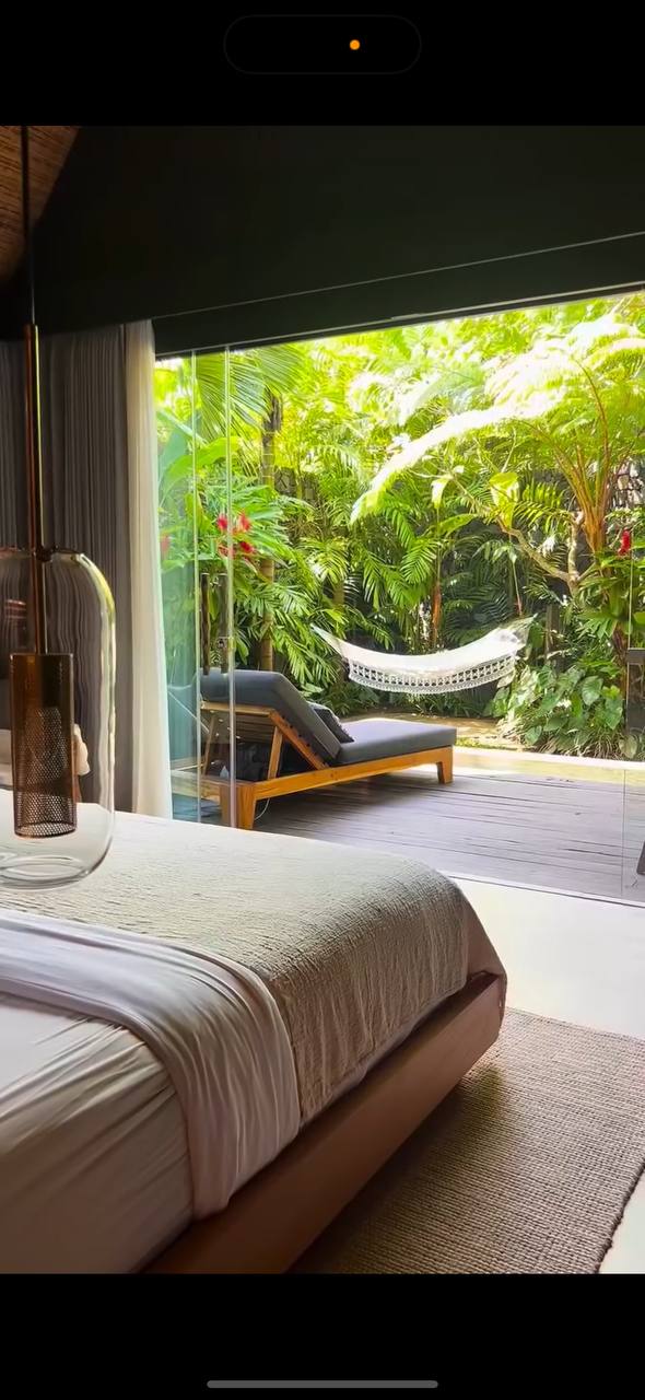 Chalet Tropical Lille — love room avec jacuzzi privatif à Lille