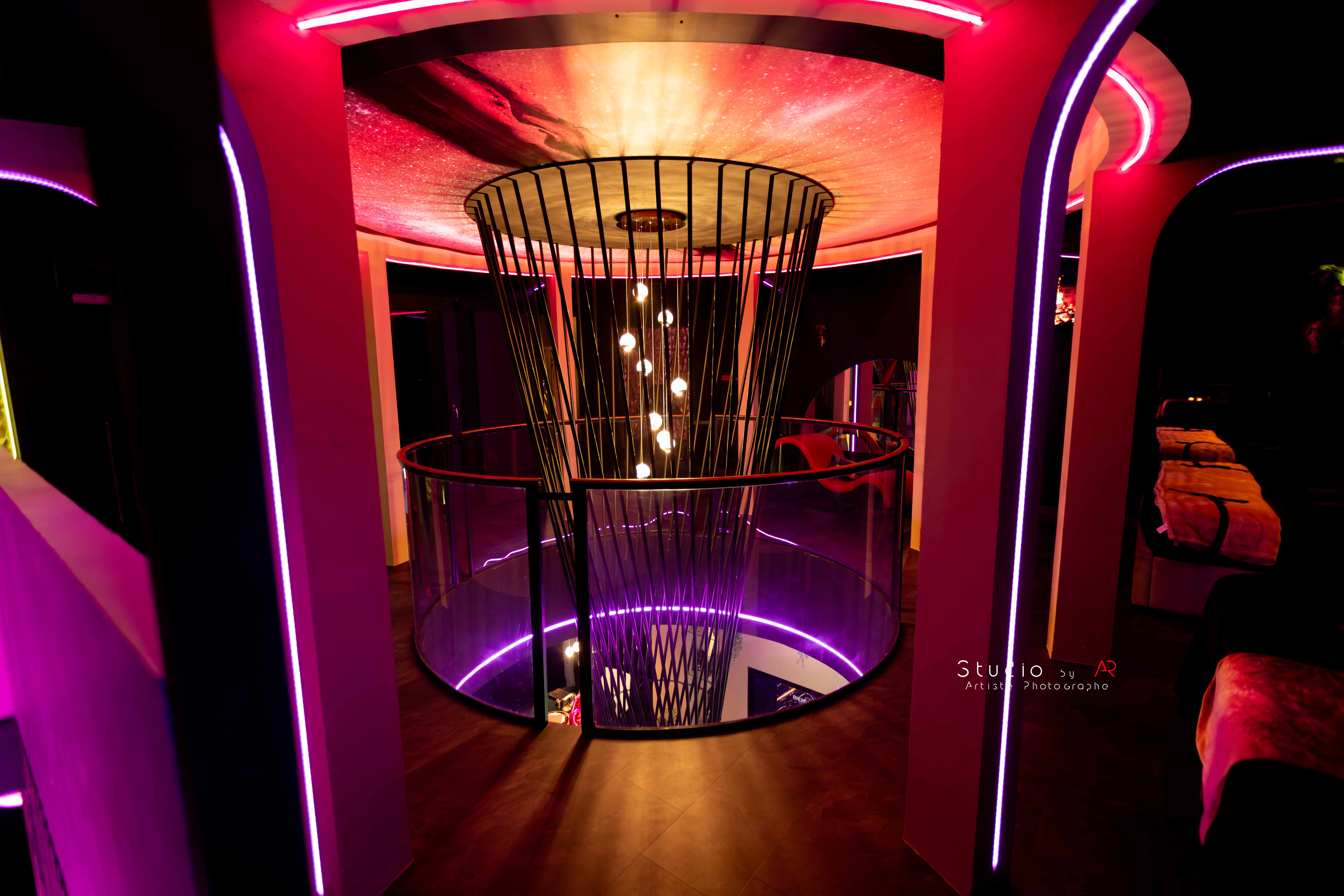 L'Évasion Divine à Coursan — Piscine intérieure, spa et hammam privatifs à Coursan