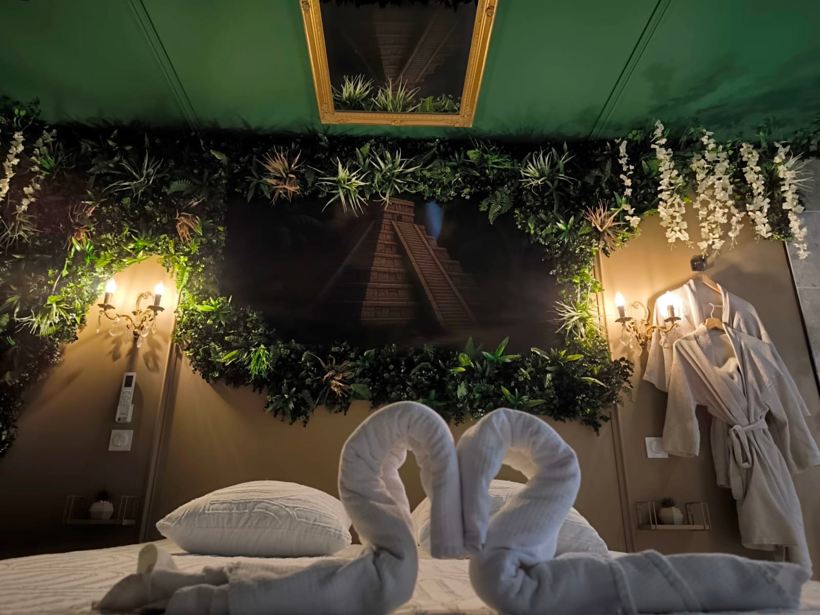 « L’Expérience » Love Room La Maya à L’Étrat