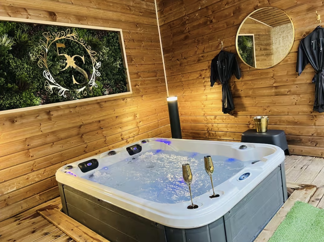 Le cinquième sens - Love room & Spa à Frontenay-Rohan-Rohan
