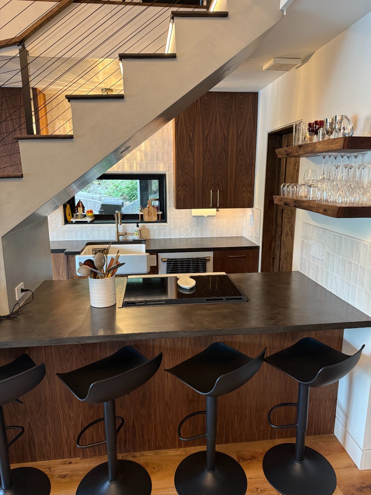 Countertop and Bathtub repair and refinish project by Costless Repair and Refinish
