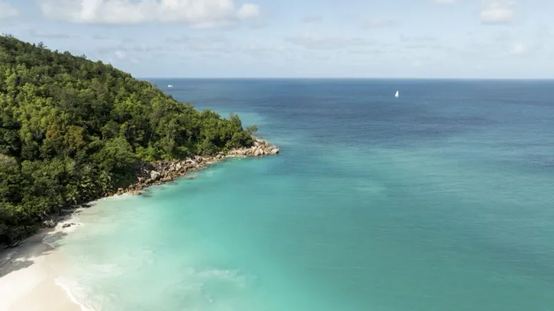 Se-marier-au-Constance-Lemuria: mariage-de-luxe-aux-Seychelles-dans-un décor-naturel-d’exception-orchestré-par-Luxury-Events-Agency, wedding-planner-de-luxe-seychelles