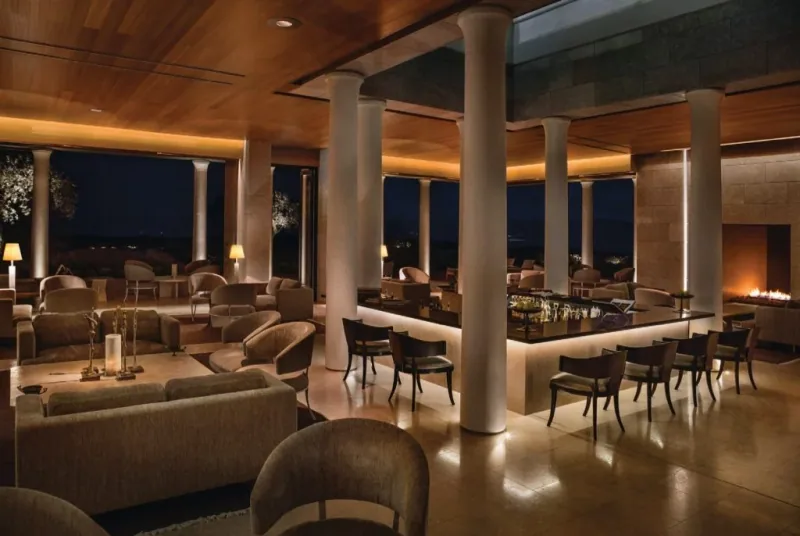 se-marier-à-l-Amanzoe-en-Grèce-mariage-de-luxe-Amanzoe-wedding-planner-de-luxe-Grèce-destination-wedding-Peloponnèse-resort-Amanzoe-privatisation-hôtel-Aman-mariage-exclusive-en-Greece-Aman-wedding-planner