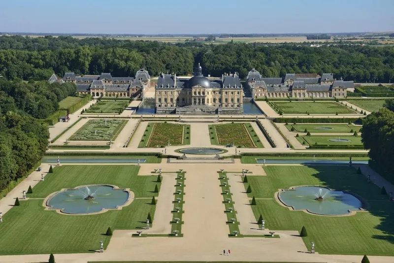 Les 10 meilleurs lieux de mariage de luxe à Paris - Luxury Events Agency - Wedding planner Paris - Vaux le Vicomte