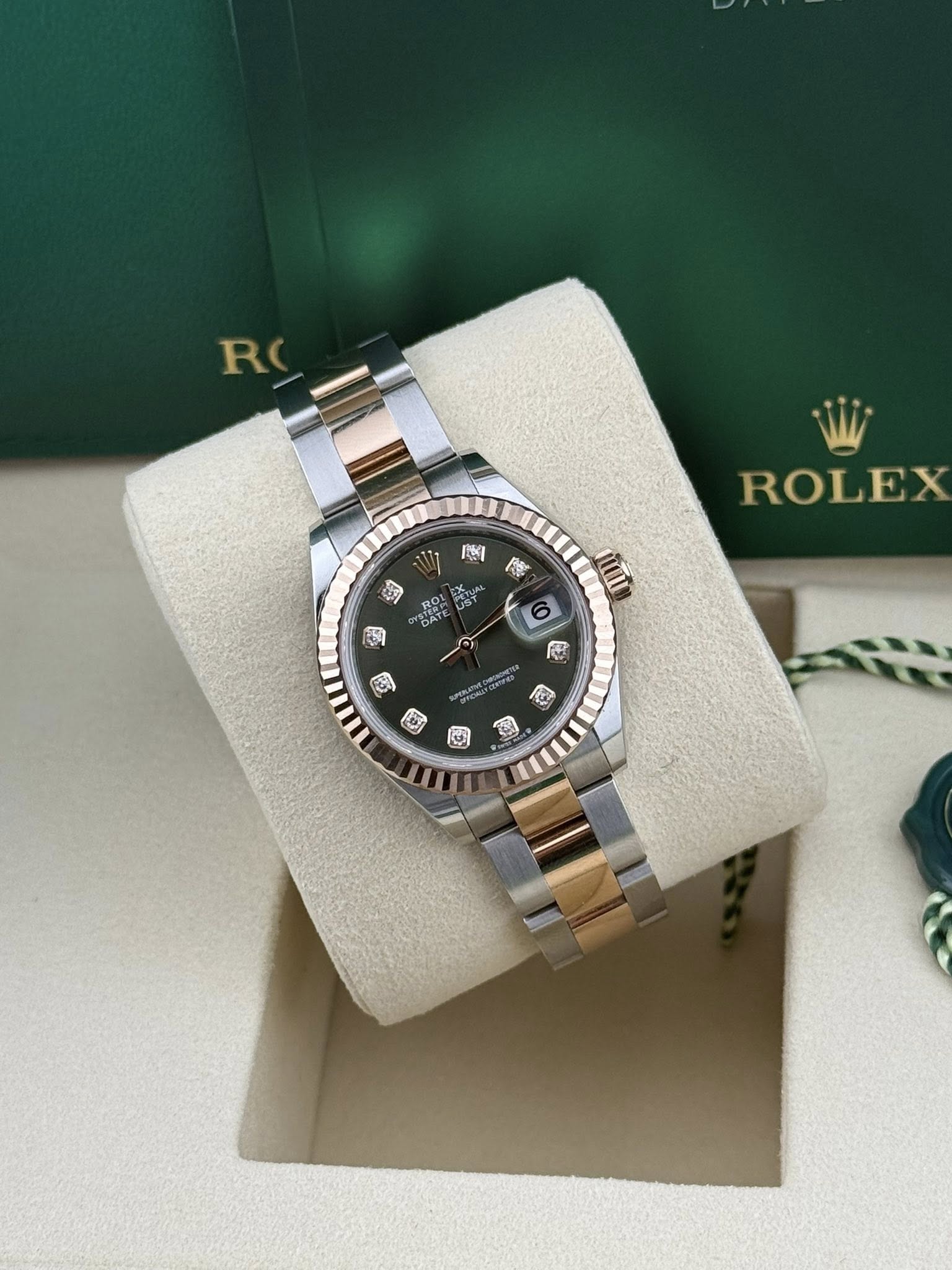 Rolex Datejust 279171 Olive Green Dial, Stainless Steel, 28mm, Ladies