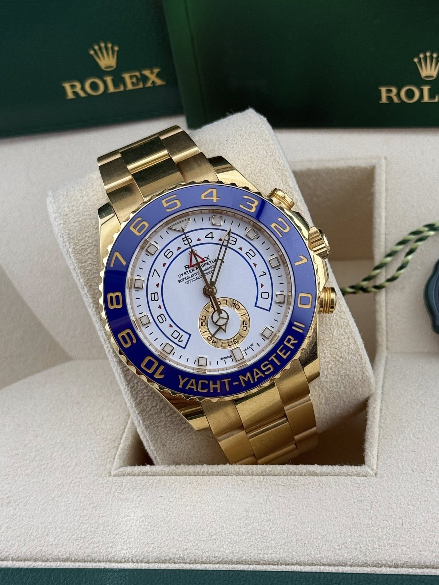 Rolex Yacht-Master II 44mm Oyster Perpetual 18k Yellow Gold White Dial 116688