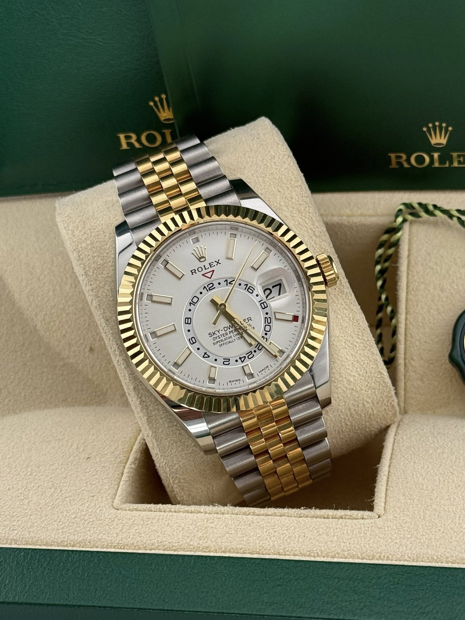 Rolex Sky-Dweller 336933 Jubilee Yellow Gold Steel White Dial