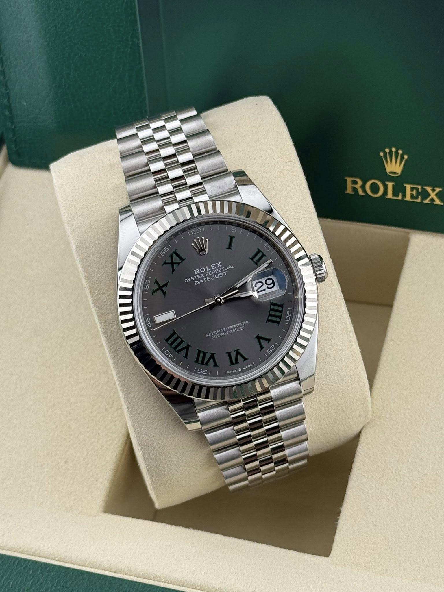 Rolex Datejust 41mm Wimbledon stainless jubilee fluted bezel