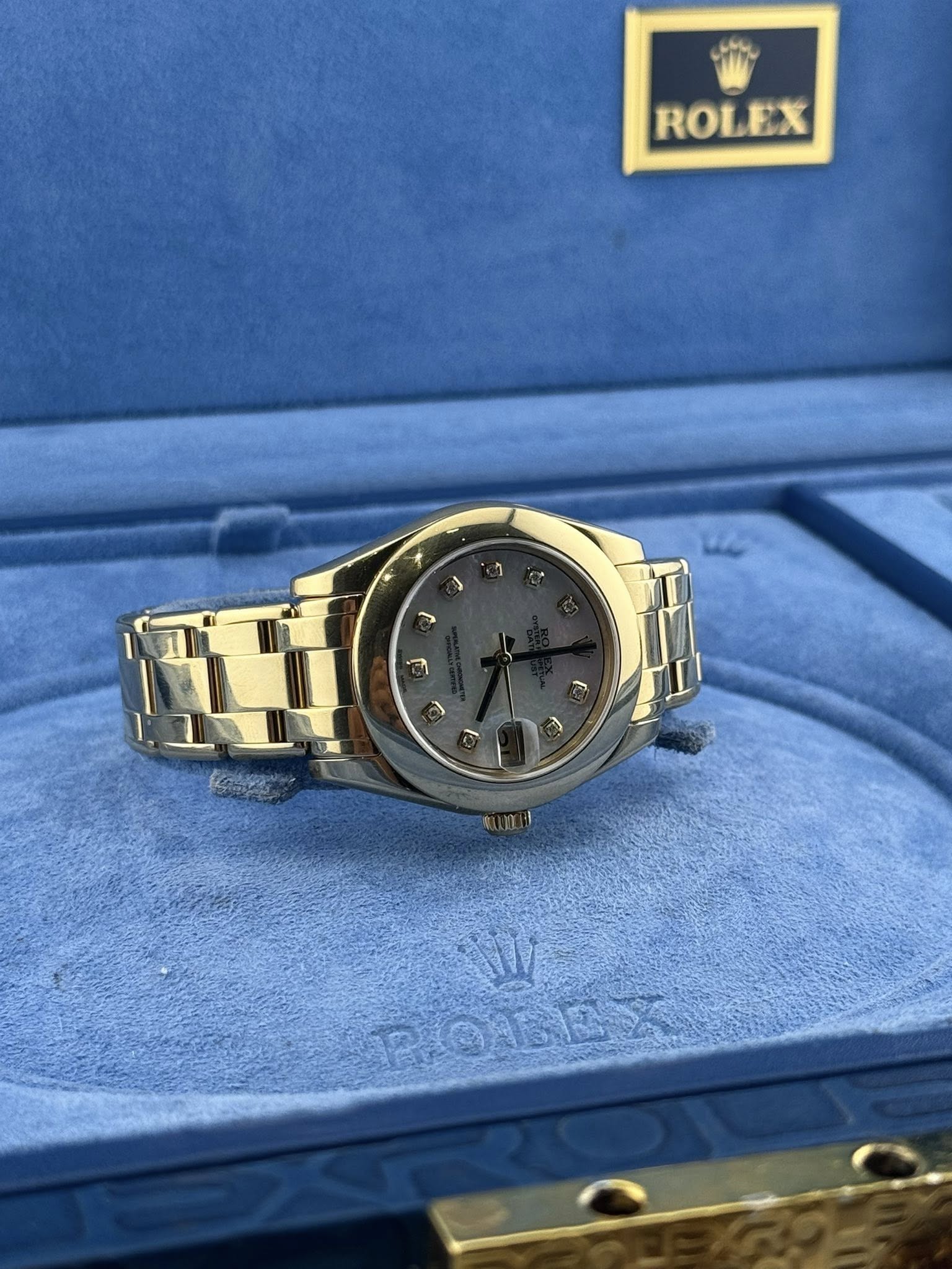 Rolex Daydate Pearl master 34mm MOP dial 81208