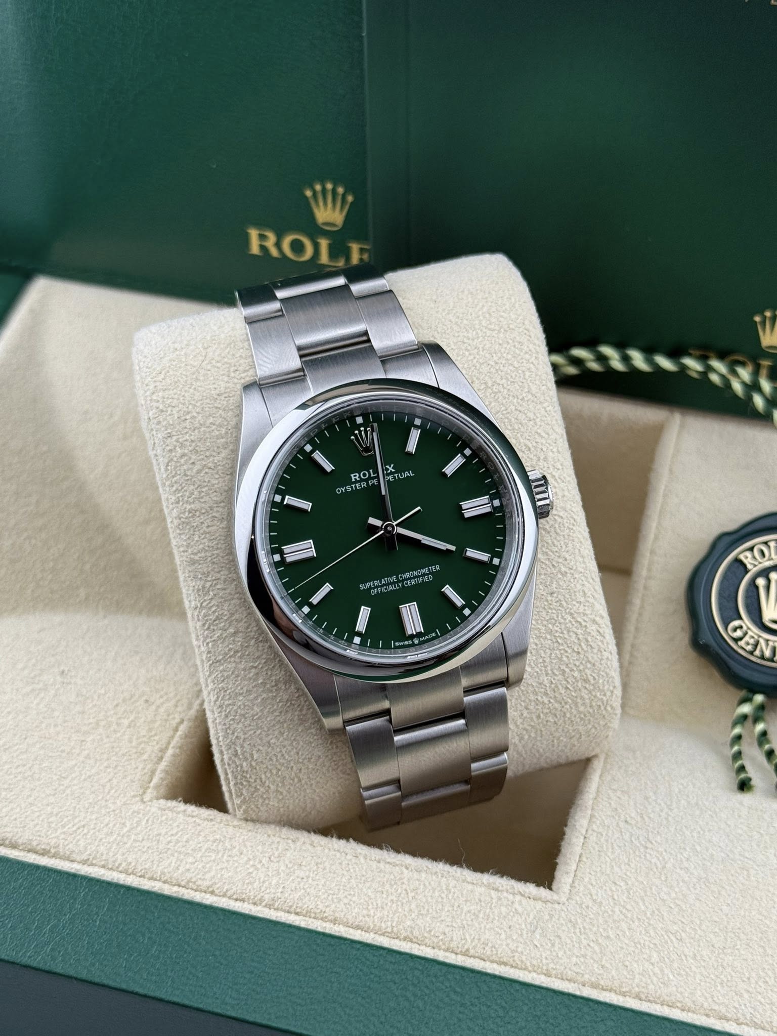 Rolex Oyster perpetual 36mm green dial 126000