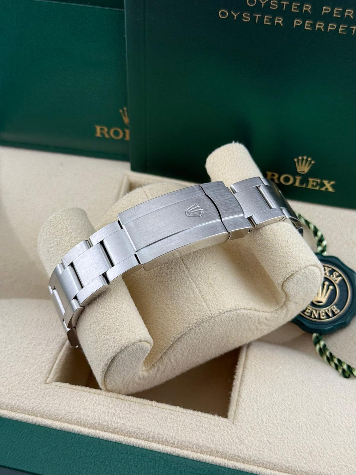 Rolex Oyster perpetual 41mm blue dial 134300