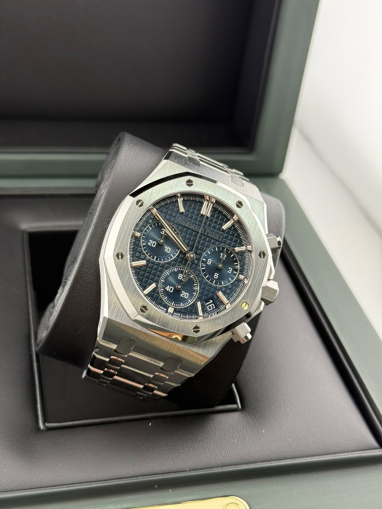 Audemars Piguet Royal Oak Chronograph 26240ST