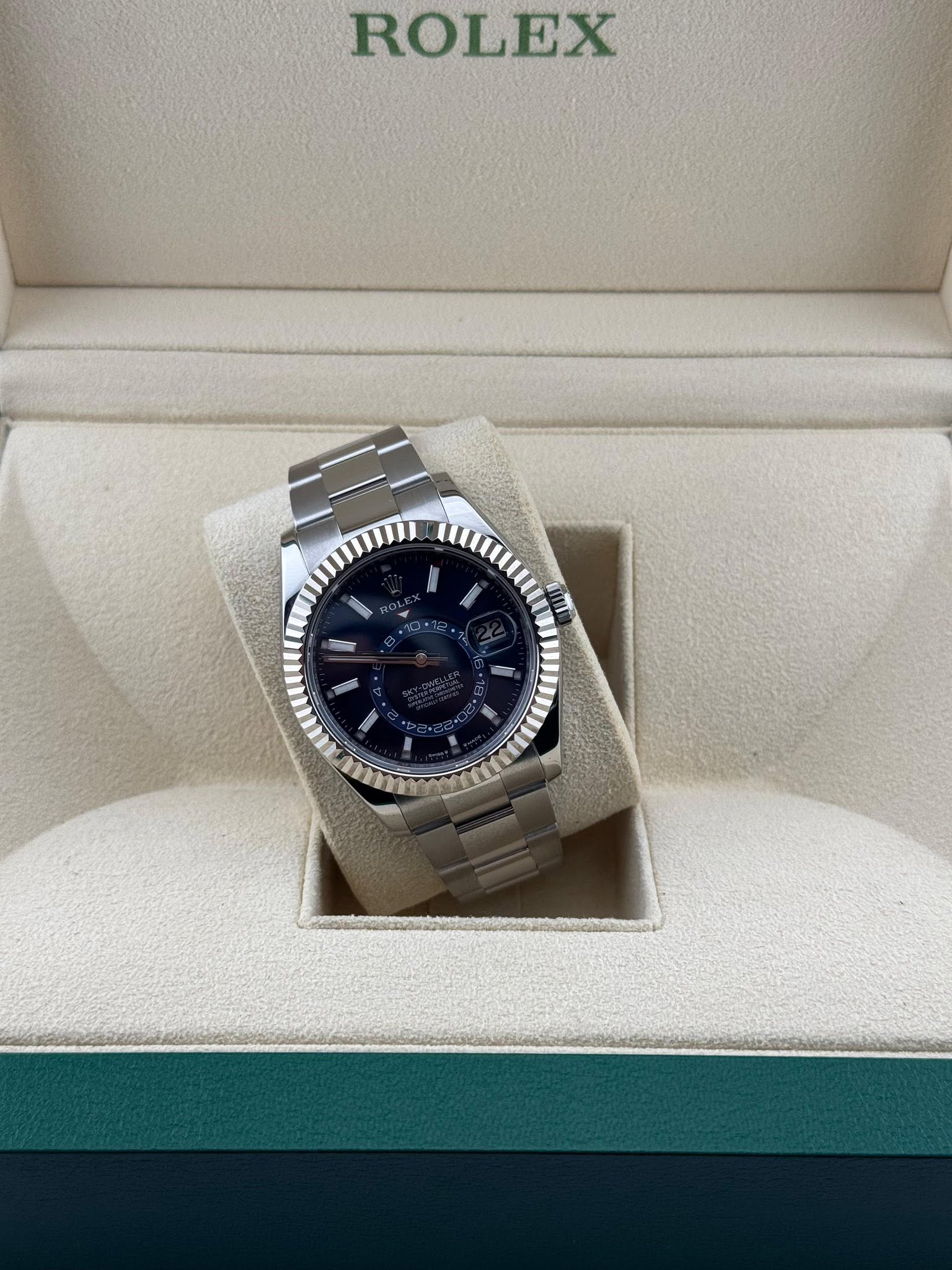 Rolex Skydweller blue dial oyster 336934