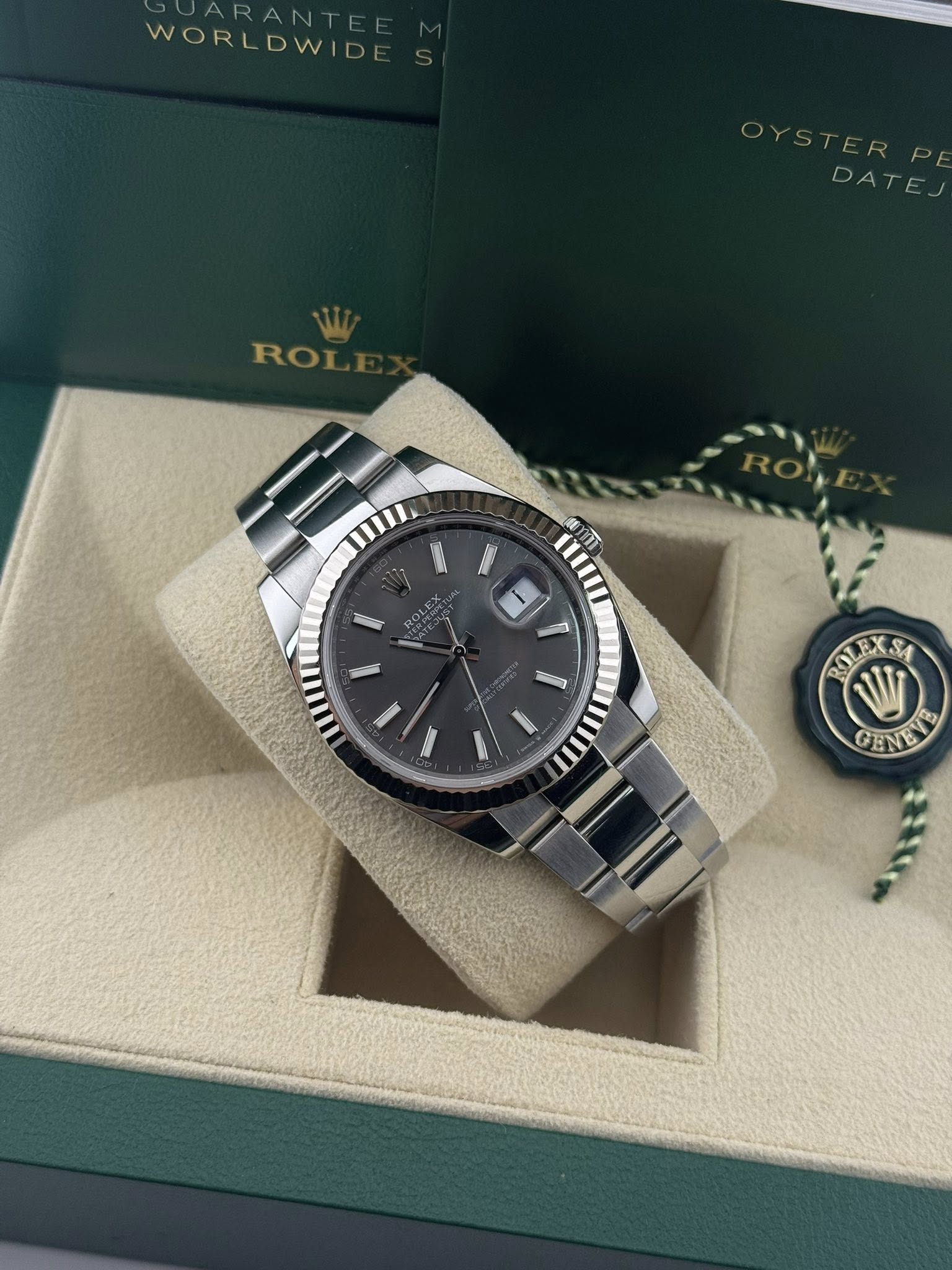 Rolex Datejust 41mm 126334 Fluted Bezel Rhodium Index Dial Oyster Bracelet Steel