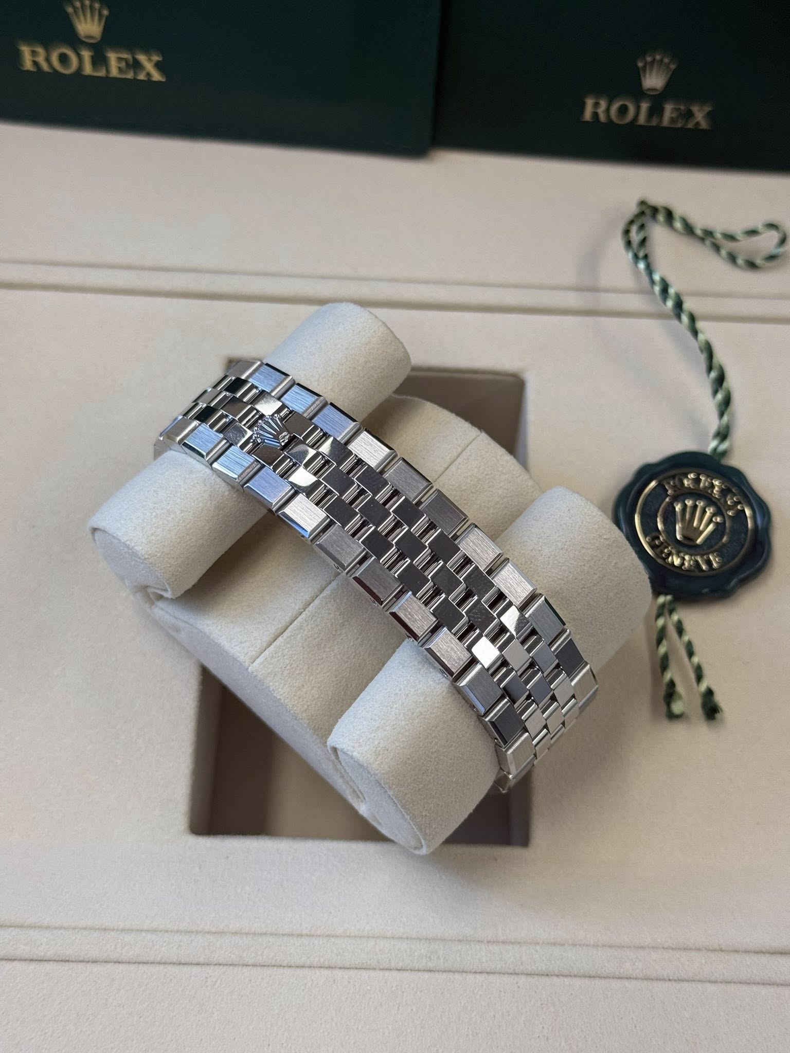 Rolex Platinum land-dweller 36mm 127236