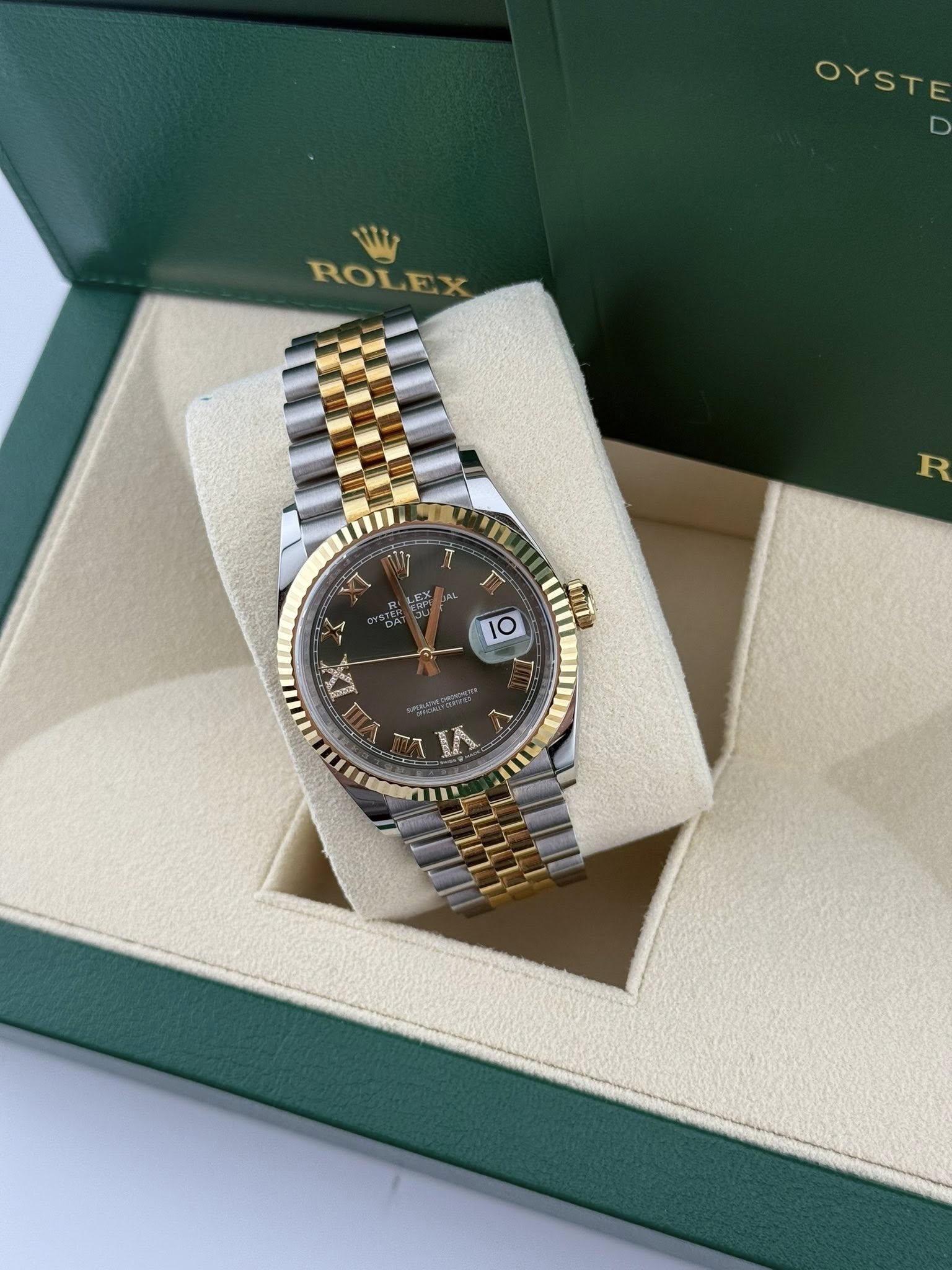 Rolex Datejust 36mm 18k Rose Gold Steel Green Diamond-Set Dial 126231