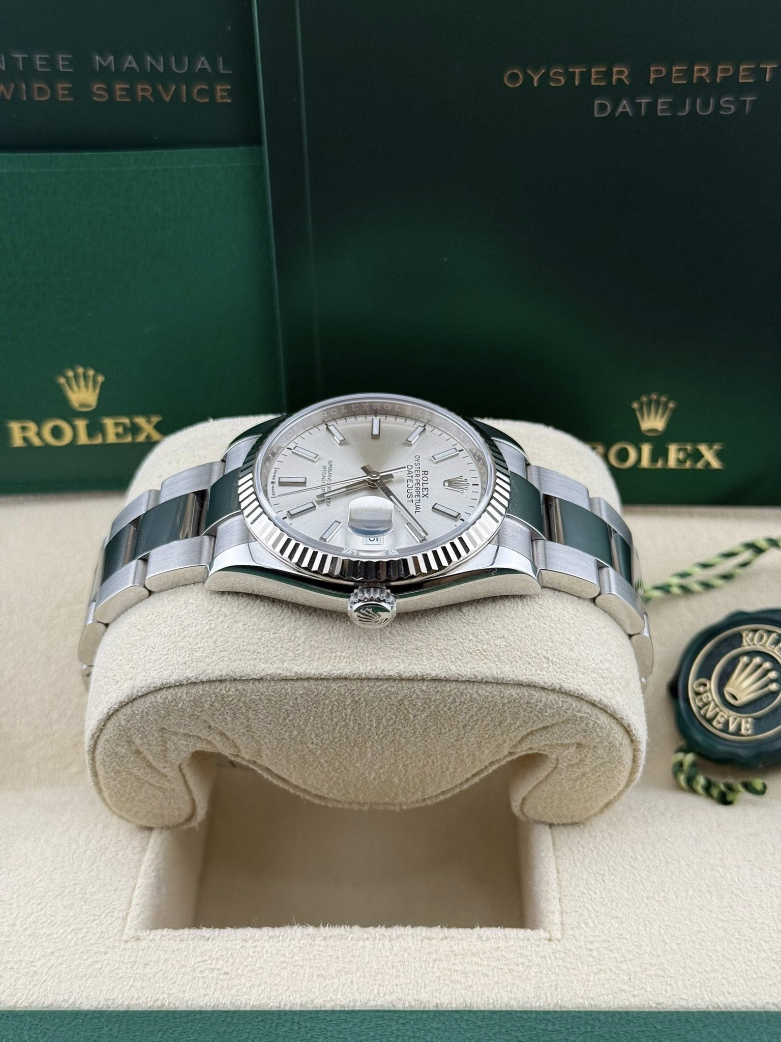 Rolex Datejust 36mm silver batton dial 126234