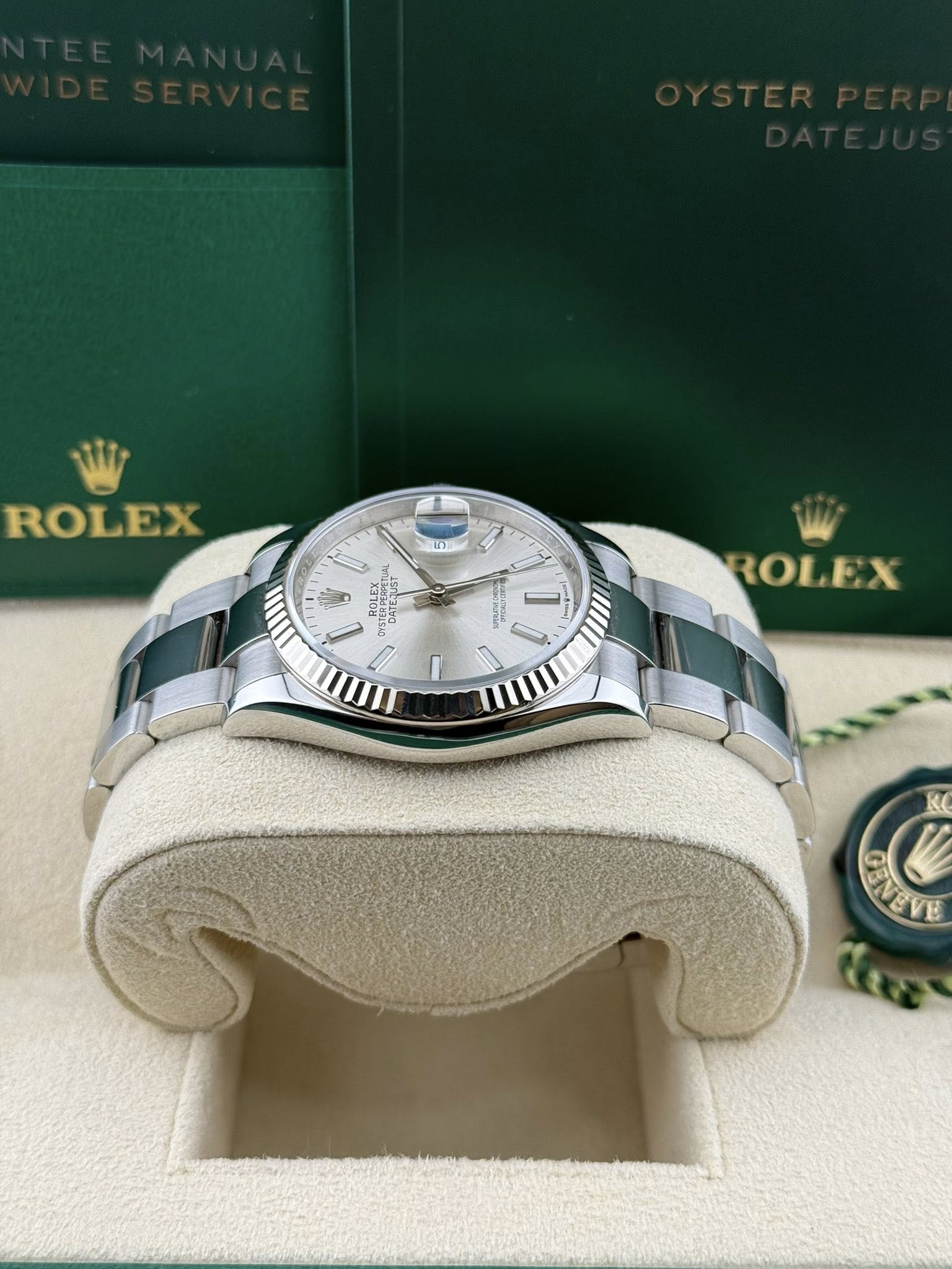 Rolex Datejust 36mm silver batton dial 126234