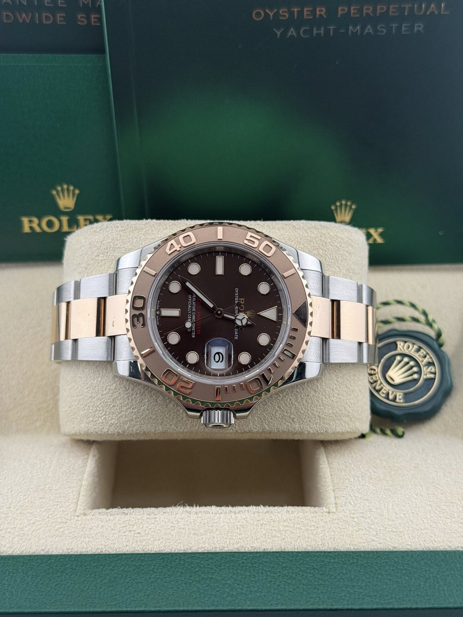 Rolex Yacht-Master 40mm 126621 Chocolate Dial Rose Gold/Steel