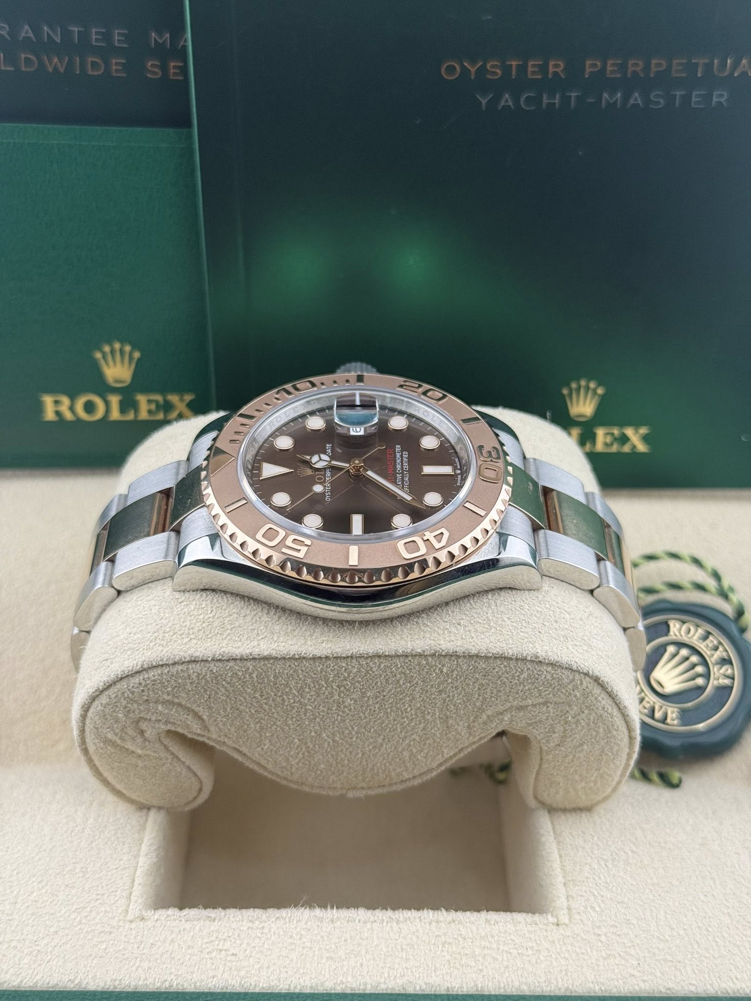 Rolex Yacht-Master 40mm 126621 Chocolate Dial Rose Gold/Steel