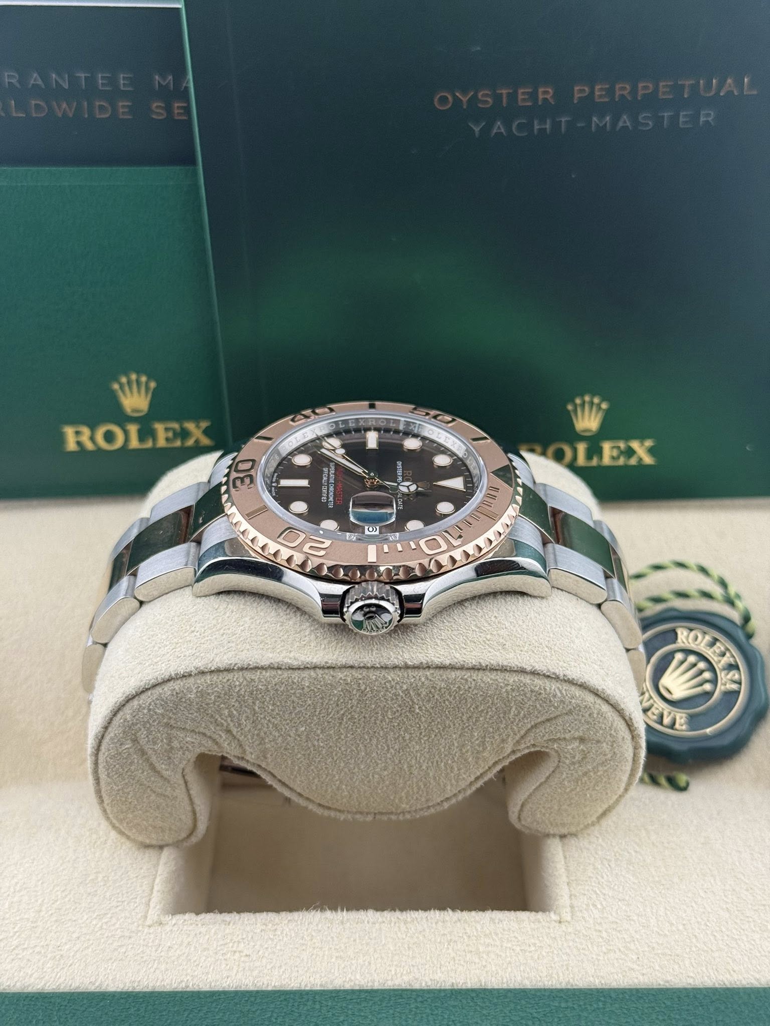 Rolex Yacht-Master 40mm 126621 Chocolate Dial Rose Gold/Steel
