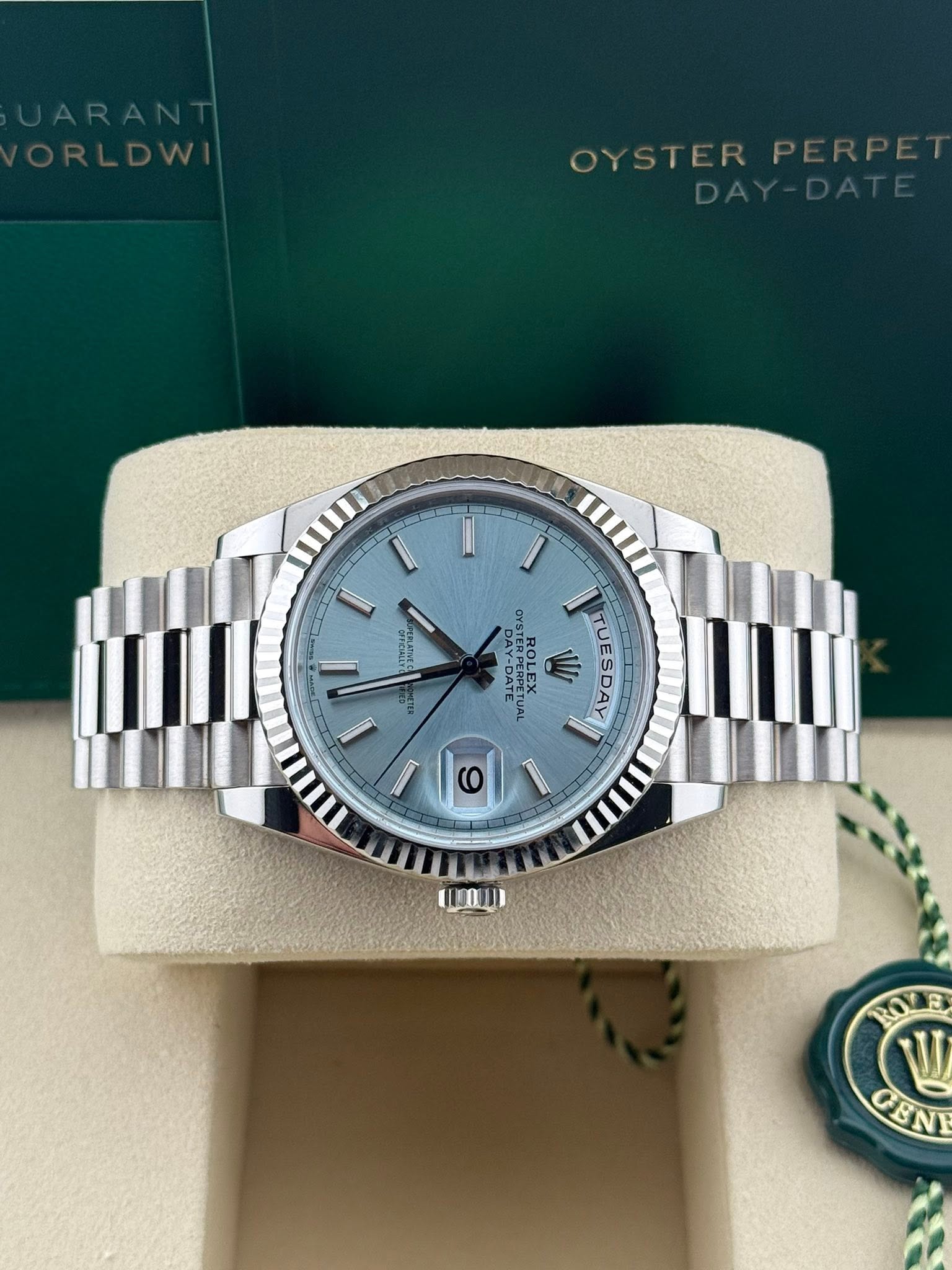 Rolex Daydate Platinum 40mm Ice Blue Batton dial 228236