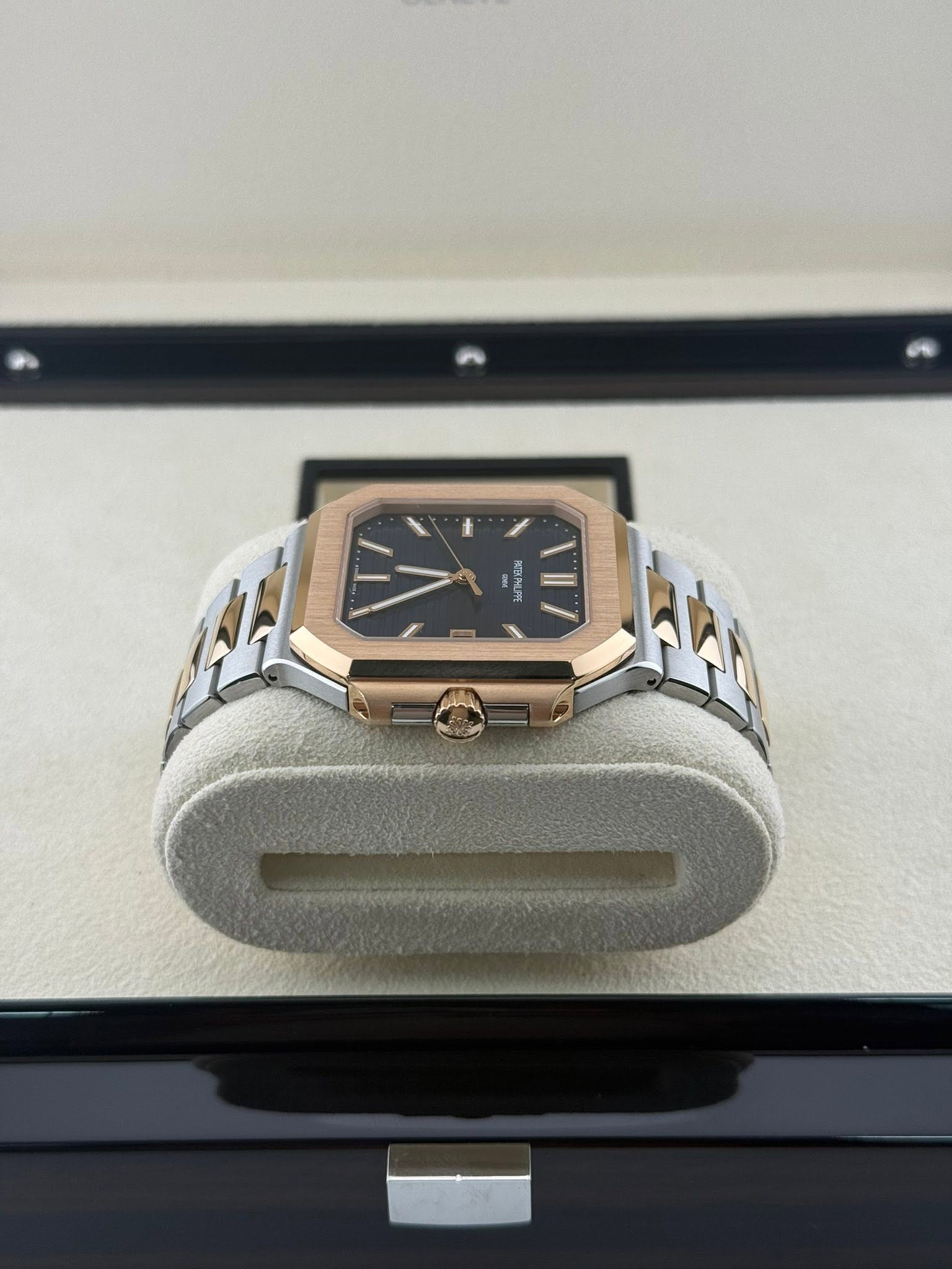 Patek Philippe cubitus 58211AR Rose Gold & Steel Blue Dial 45mm