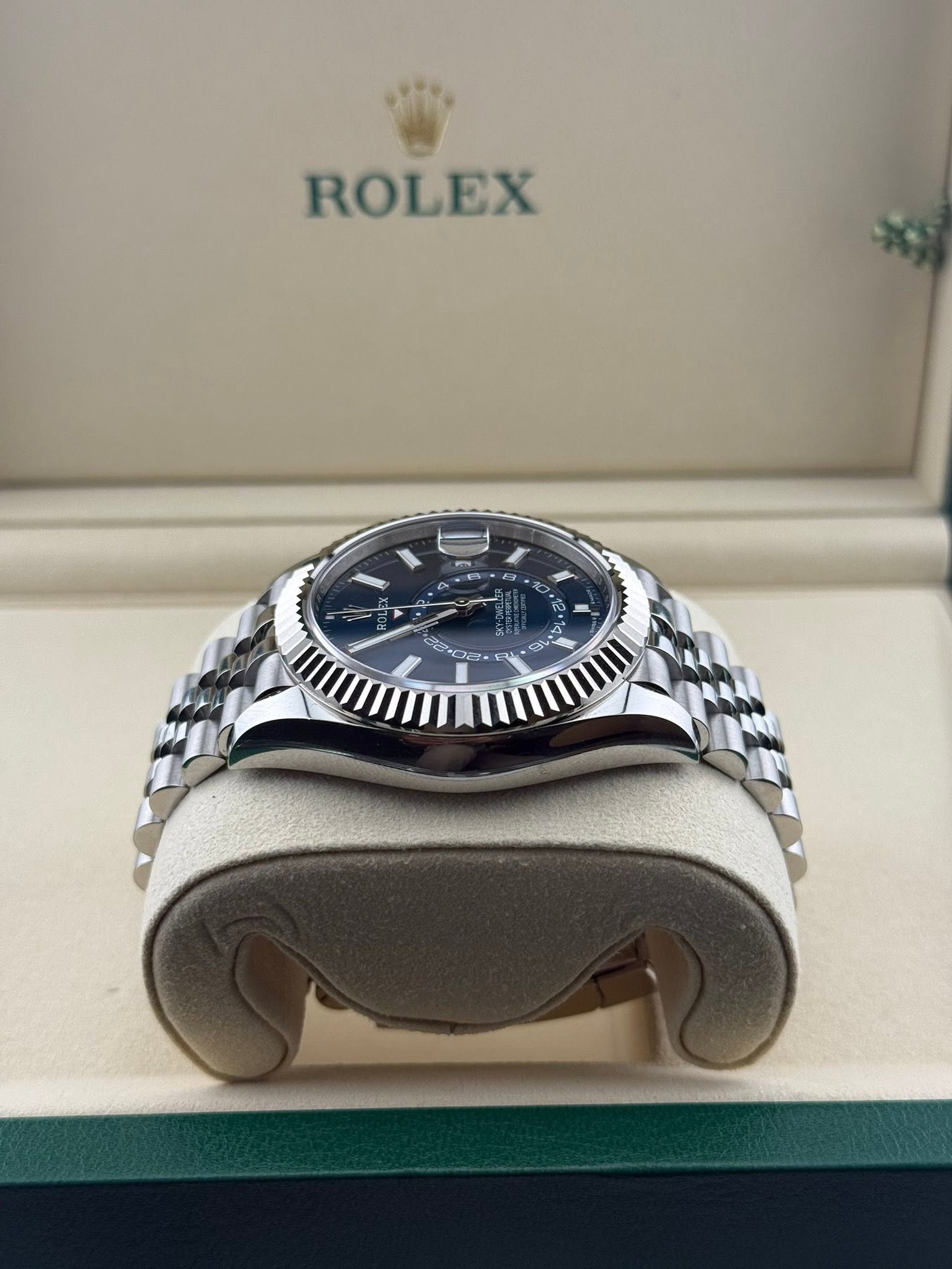 Rolex Skydweller Blue Dial Jubilee 42mm 336934