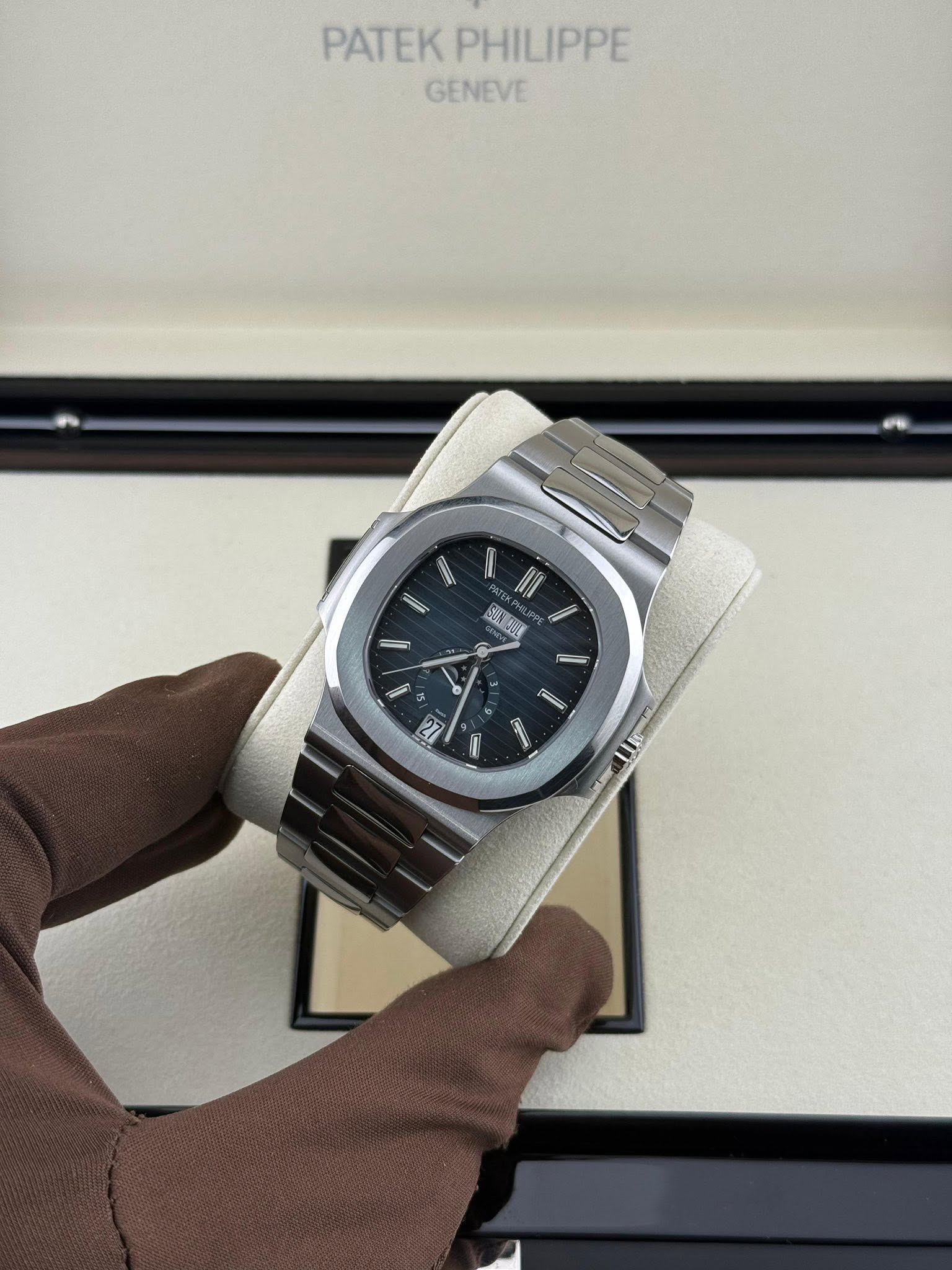 Patek Philippe nautilus 57261A
