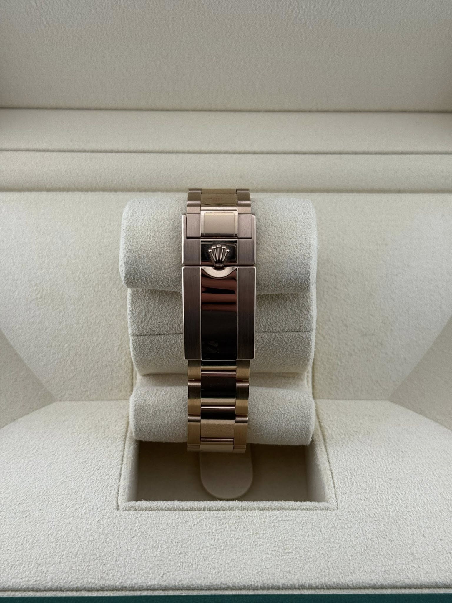 Rolex  Daytona Cosmograph Daytona ChocolateRose Gold 40mm 116505