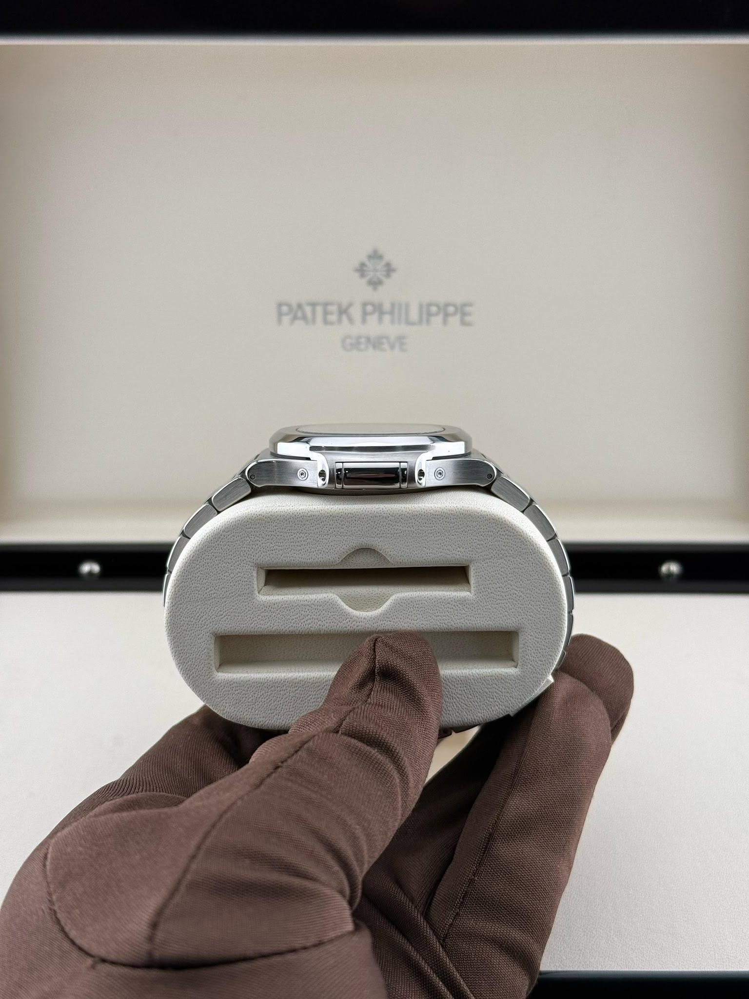 Patek Philippe Nautilus Steel Annual Calendar White Dial Watch B/P '17 5726/1A