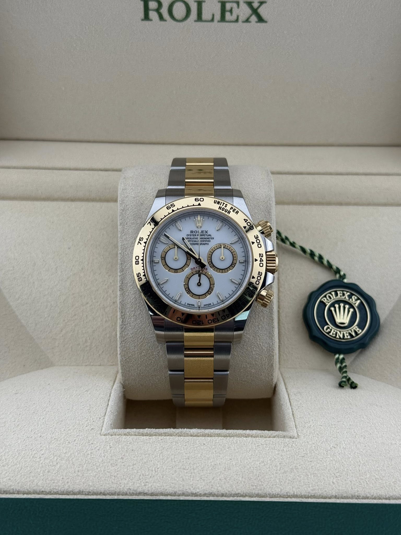Rolex Daytona Cosmograph White dial Steel & Gold 40mm 126503