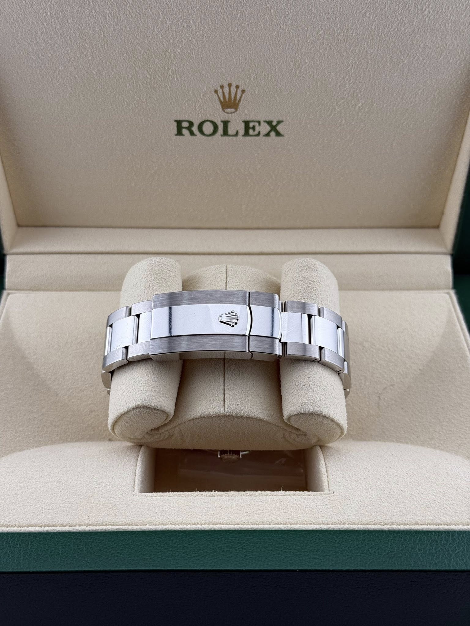 Rolex Skydweller 42mm Black dial  326934