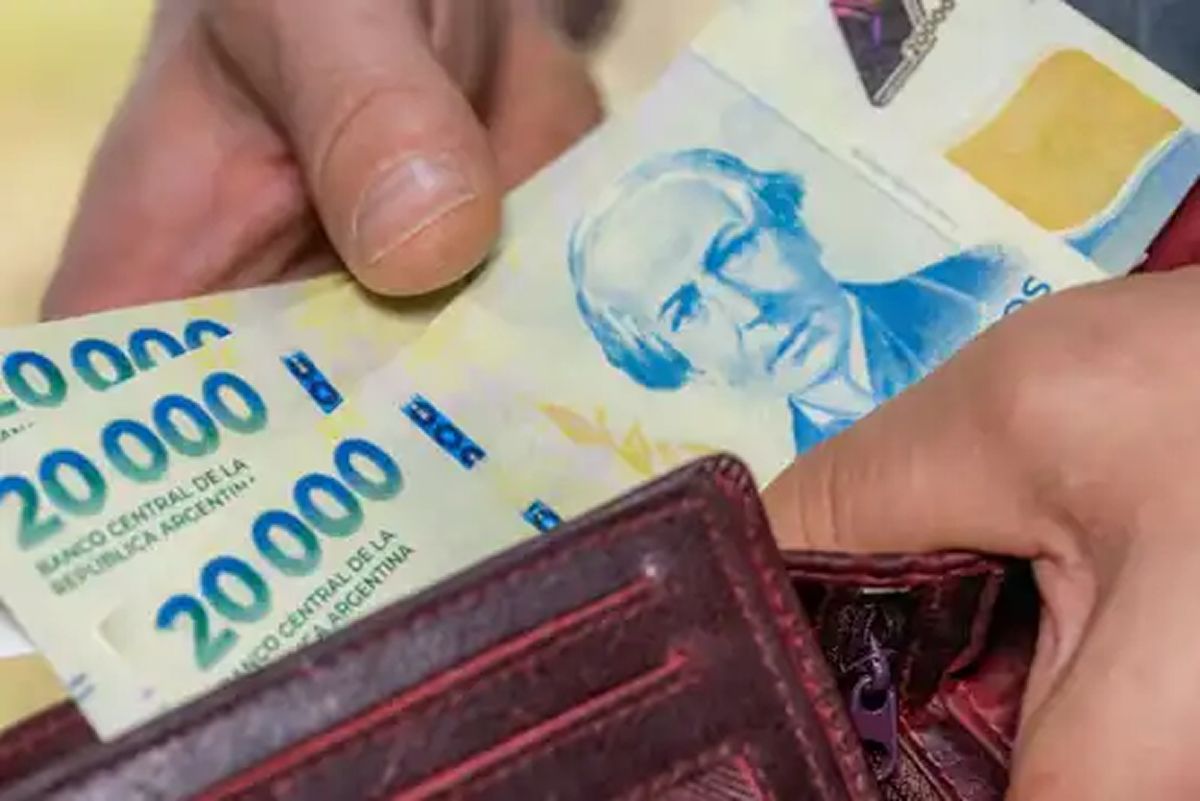 Aguinaldo: qué mirar en el recibo antes de reclamar