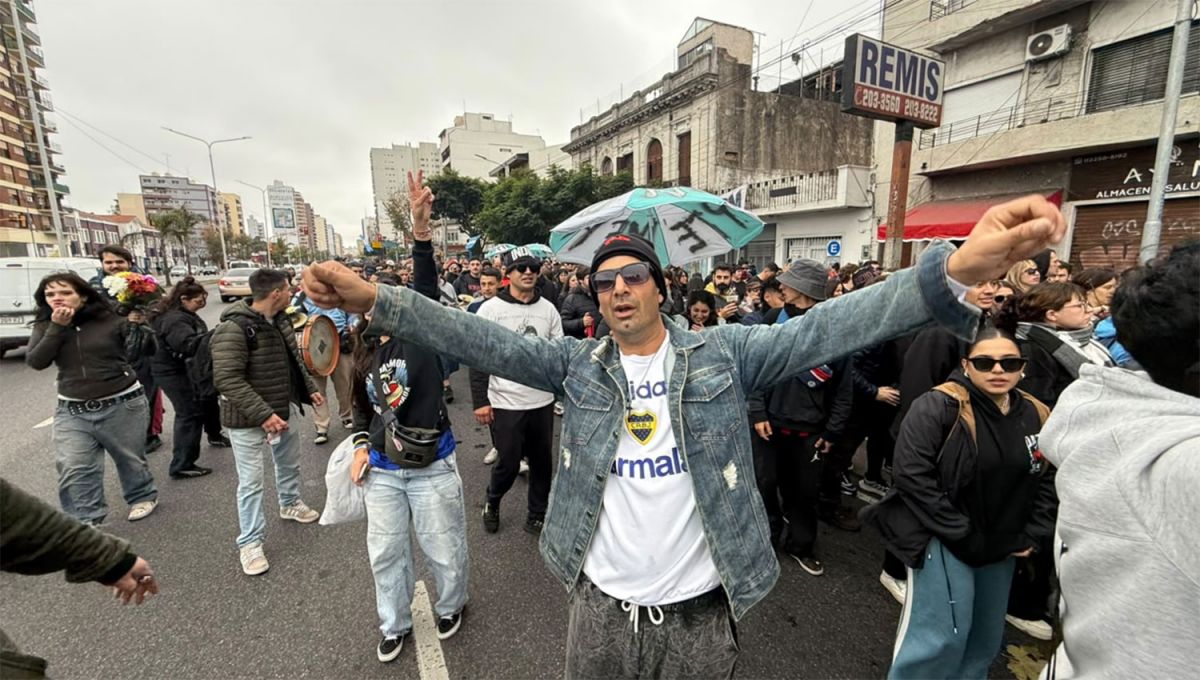 Una multitud despidió al Indio Solari con una vigilia histórica